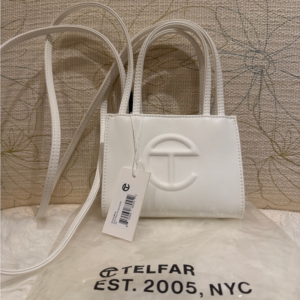 White Telfar Bag Small BWNT Never Worn - Picture 2 of 8